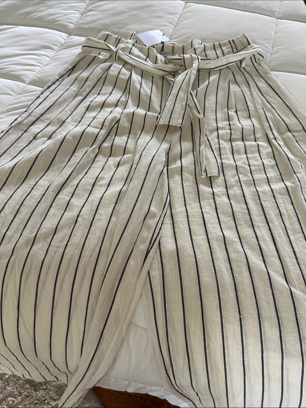 Mango Cream Wide-Leg Cropped Pants with Black Pinstripes